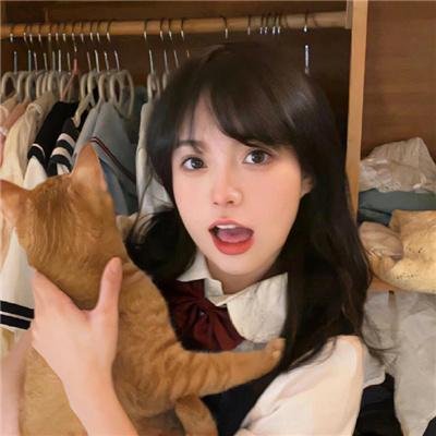 抽象画中的越南少女2
